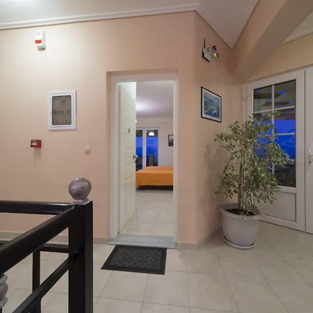 Irida Apartment Apolpaina