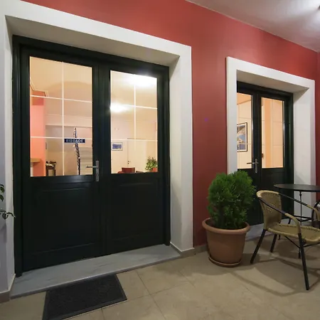 Irida Apartment Apolpaina