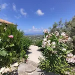 Apartment Irida