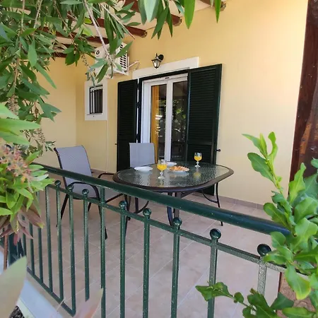 Irida Apartament Apolpaina