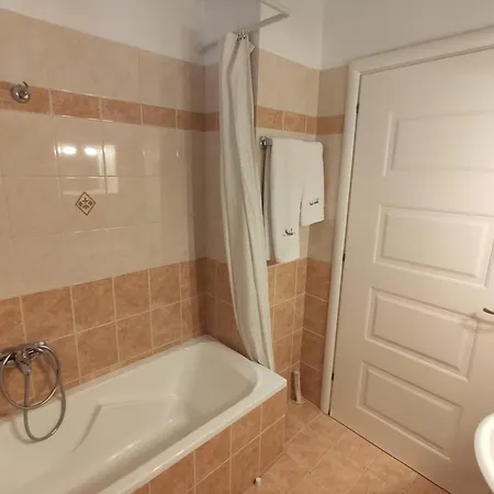 Apartament Irida Apolpaina